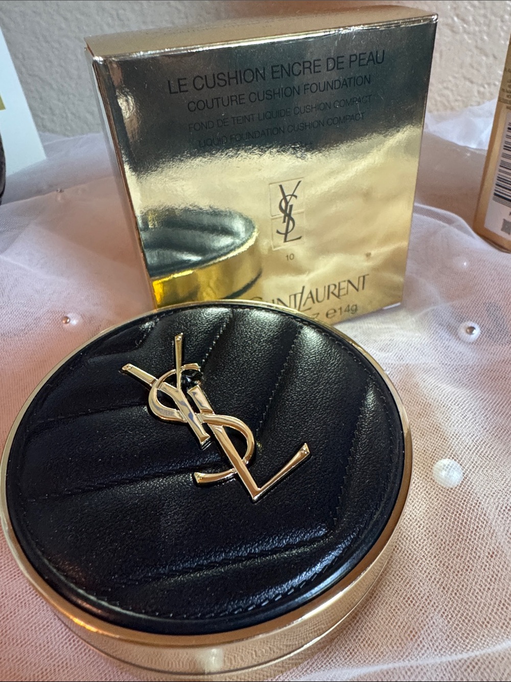 Yves Saint Laurent Black & Gold Compact Foundation and Lipstick Set - Picture 10 of 16